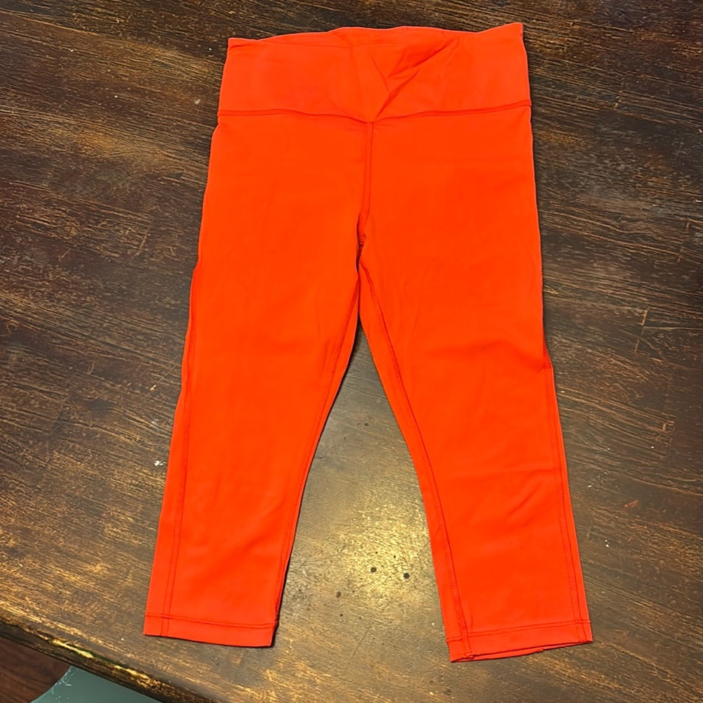Athleta Ultimate Stash Pocket Crop Leggings
